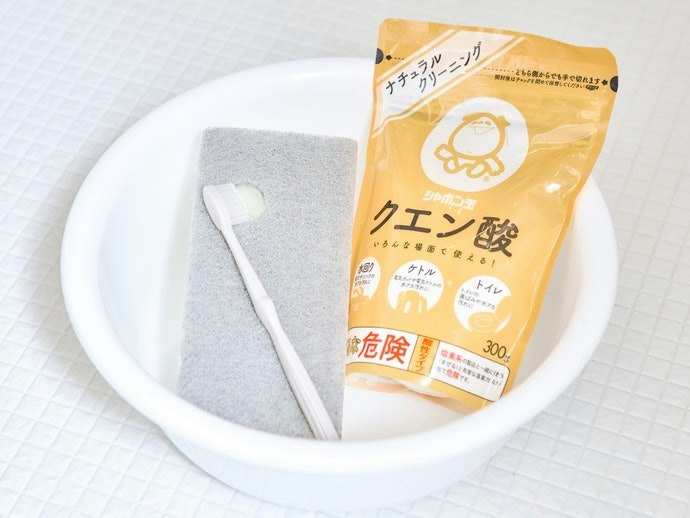 蓮蓬頭容易堵塞或出水變小,平常怎麼清潔保養?