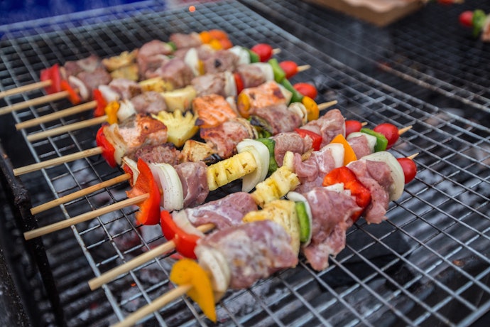 烤肉架選不鏽鋼材質好還是鐵製好?