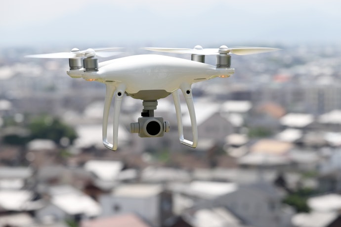 空拍機和穿越機怎麼選?看想要的畫面感!