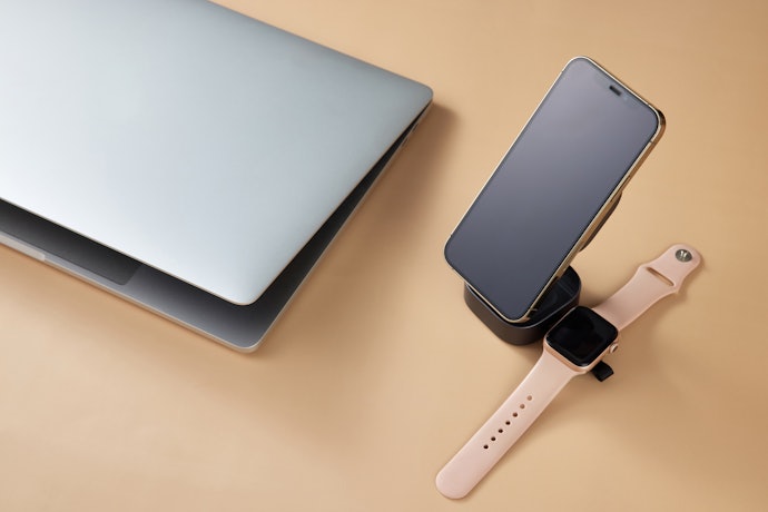 有了第三方Apple Watch充電器,充電更彈性不受限!