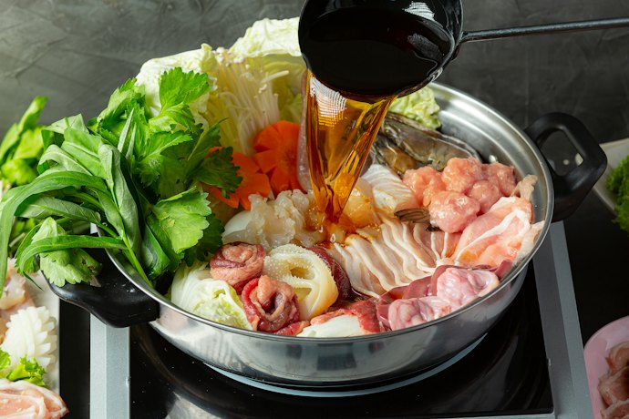 火鍋湯底和高湯有什麼不同?