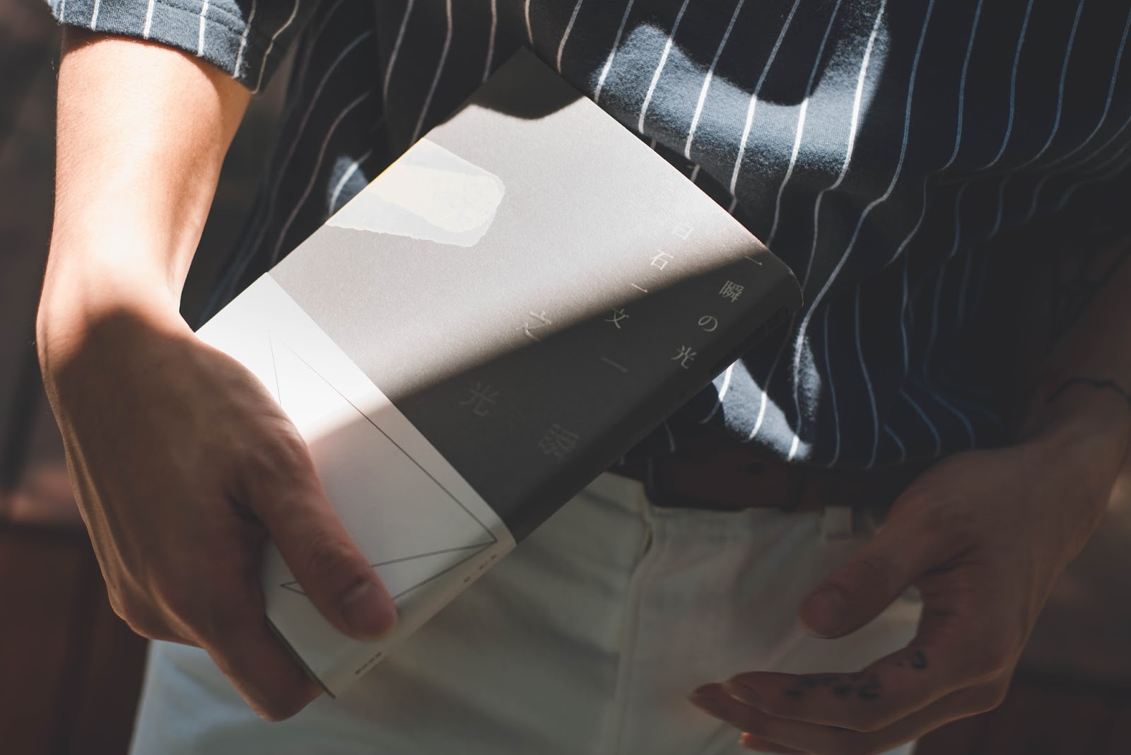 人氣作家分享10本觸動人心的經典小說 		