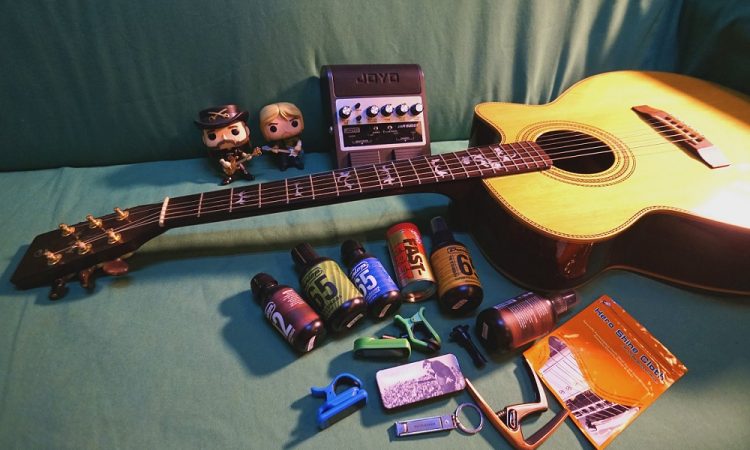 吉他老師推薦9款木吉他用新手必備用品及器材