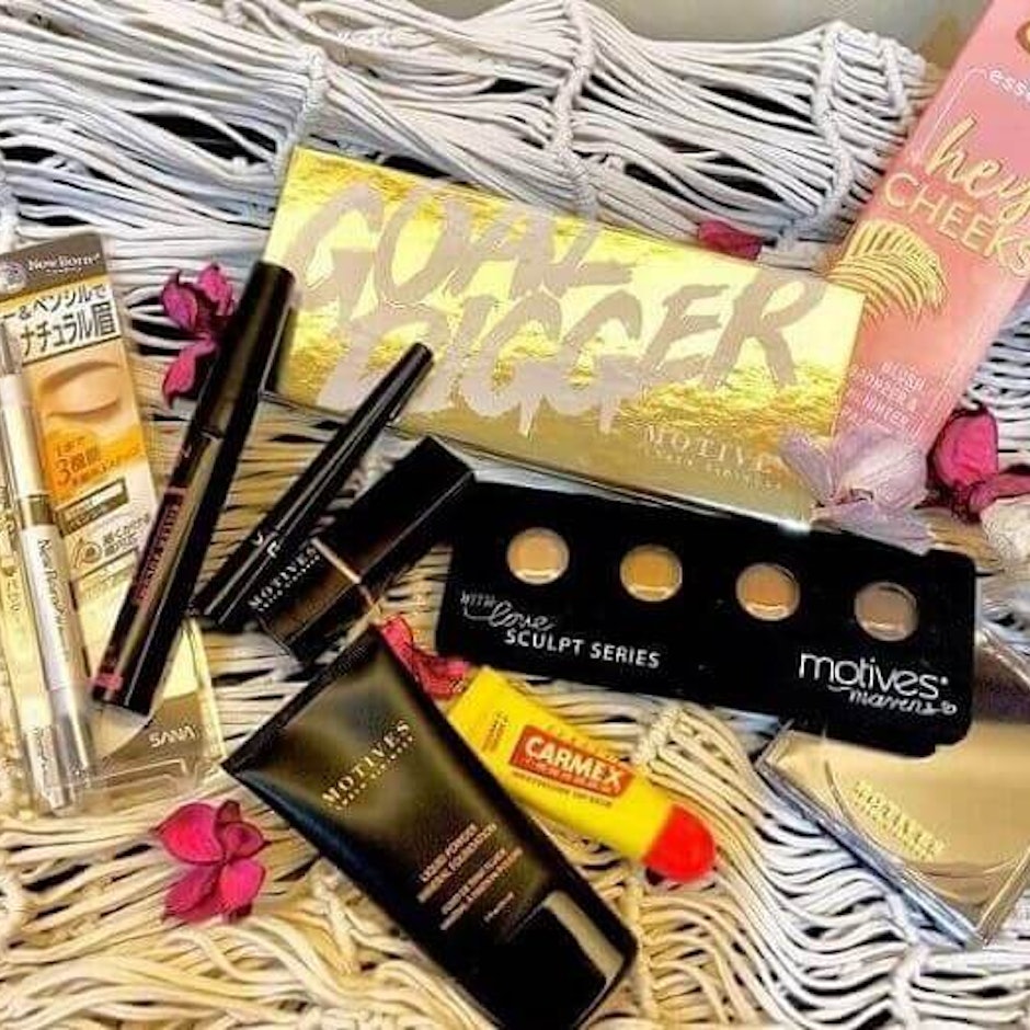 資深空姐部落客推薦10款空姐必備彩妝用品