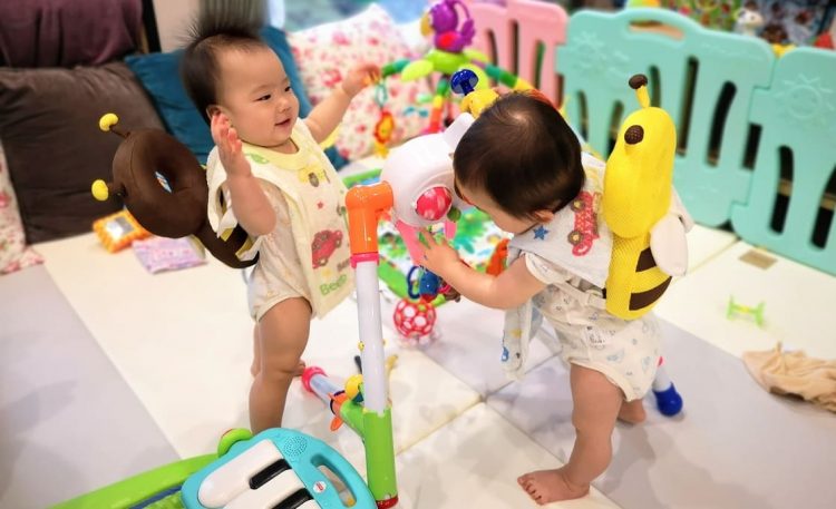 雙胞胎媽媽部落客推薦7款愛用的新生兒室內玩具