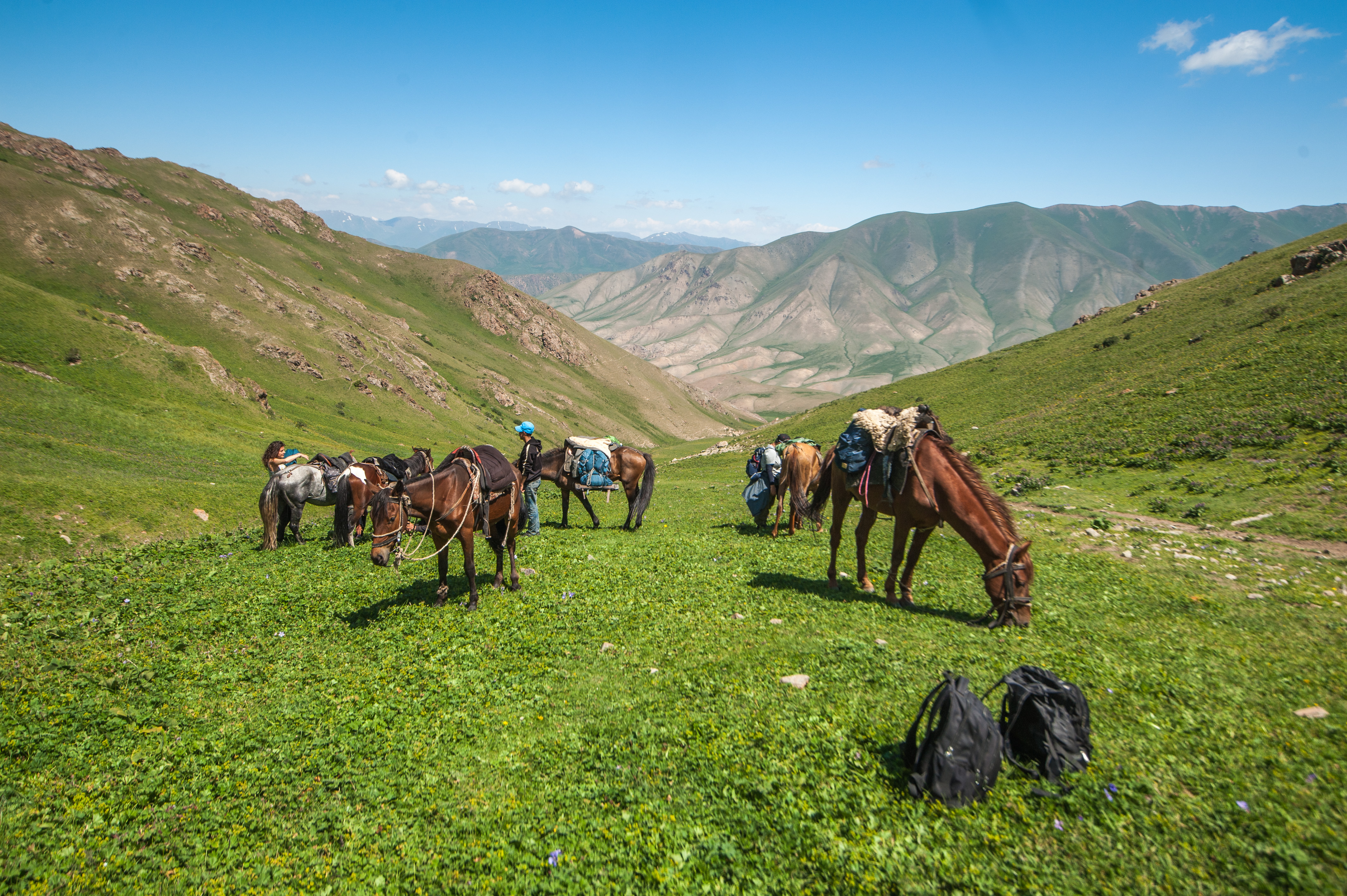 背包客推薦6款隻身勇闖中亞必備用品		