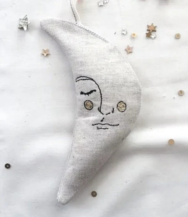 Atelier Homebody Moon Man Lavender Ornament Translation missing: zh-TW.activerecord.decorators.item_part_image/alt