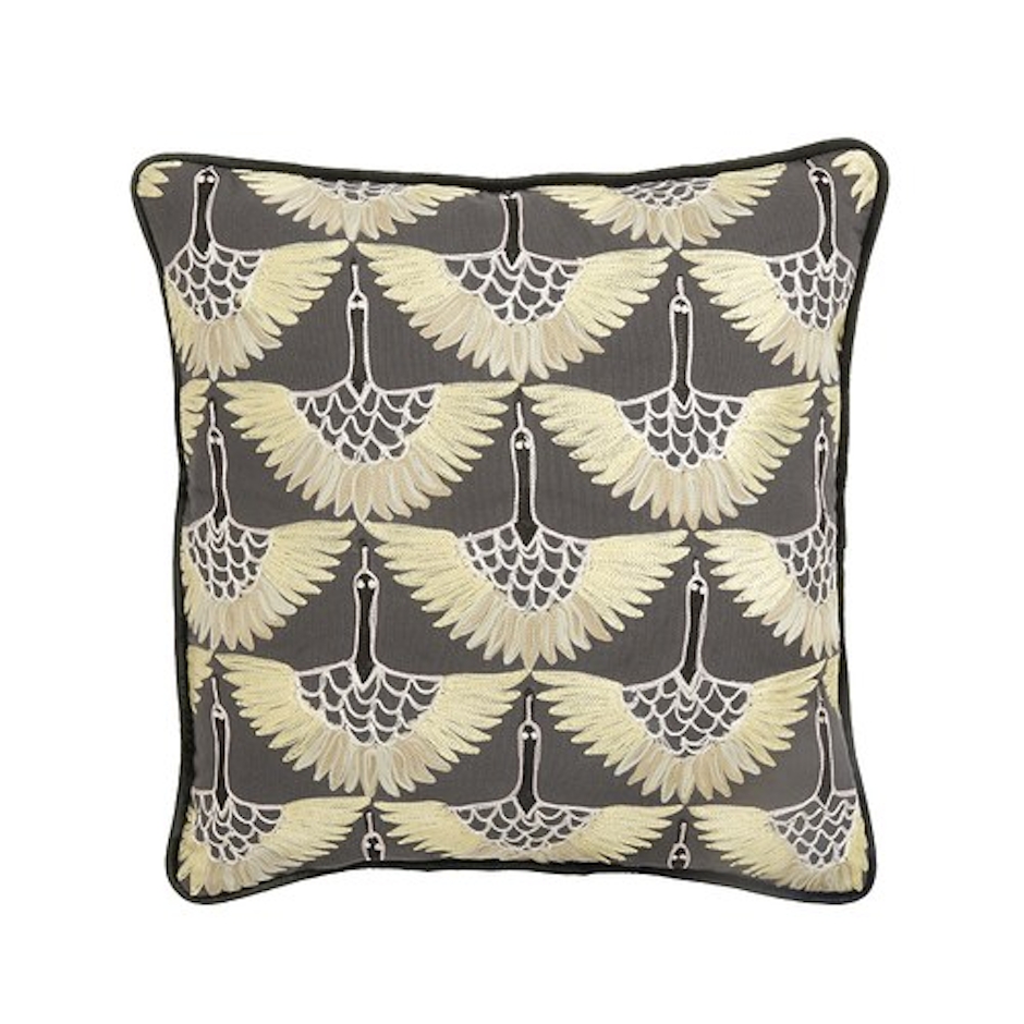Nordal 飛鶴刺繡靠枕 Translation missing: zh-TW.activerecord.decorators.item_part_image/alt