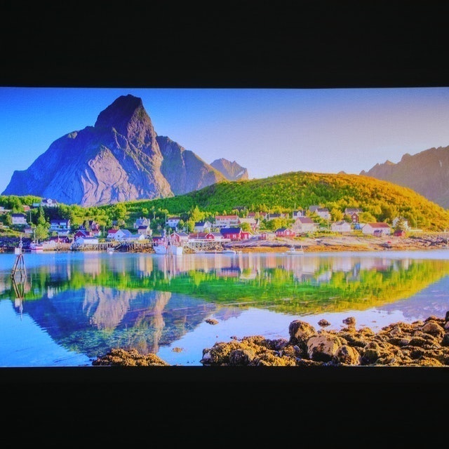 4K UHD LED 無線智慧投影機 6