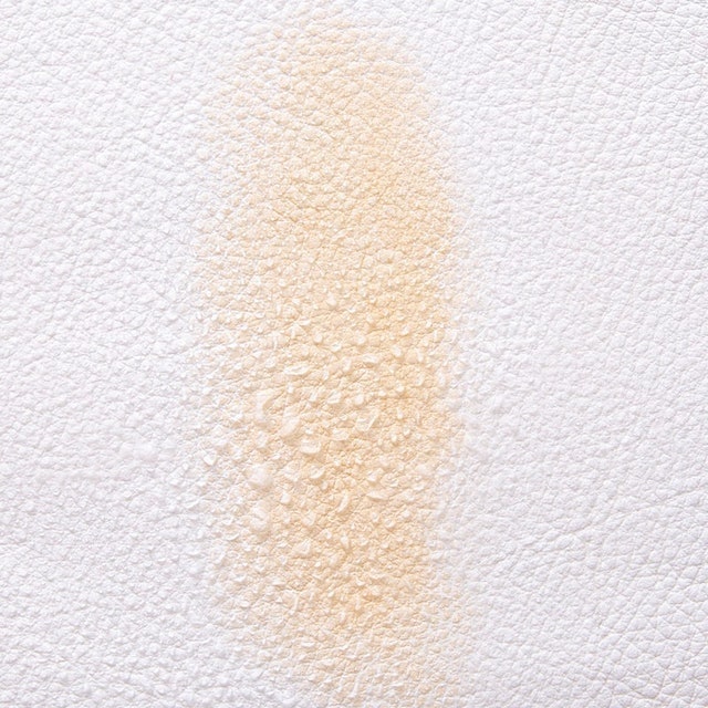 絲緞光粉底液 6