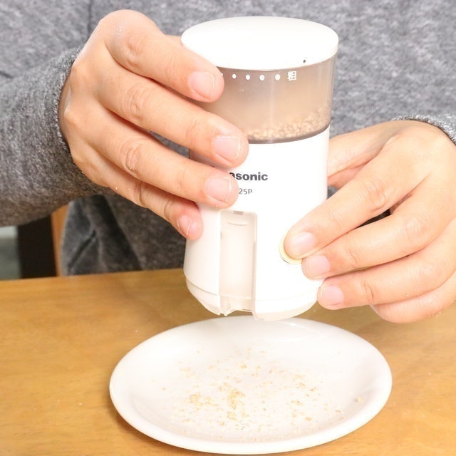 乾電池式芝麻研磨器 6
