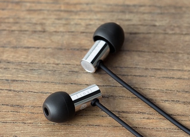 音樂製作人監製8 大重低音耳機推薦排行榜 3