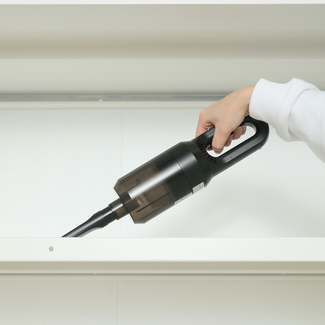 USB充電式乾濕兩用吸塵器 8