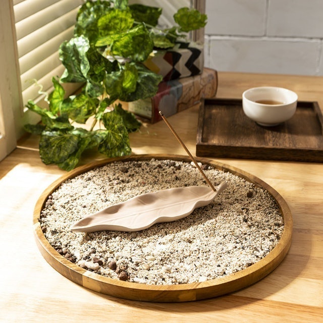 葉意輕拂線香皿 1