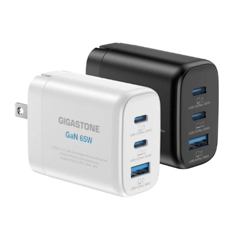 氮化鎵三孔快速充電器 1
