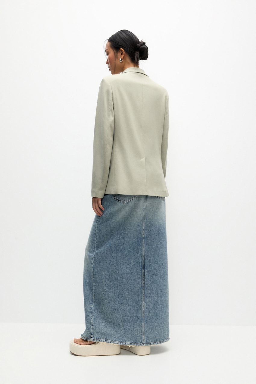 Double-breasted blazer with flap pockets 2