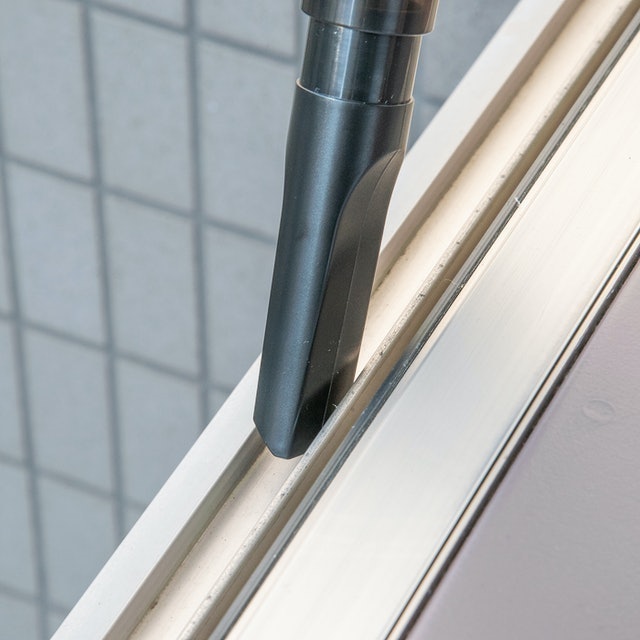 USB充電式乾濕兩用吸塵器 9
