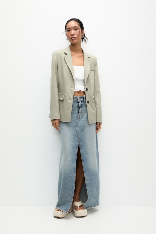 Double-breasted blazer with flap pockets 3