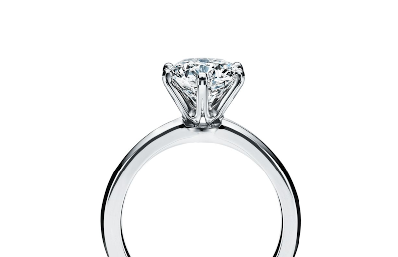 Tiffany Setting 鉑金訂婚戒指 2