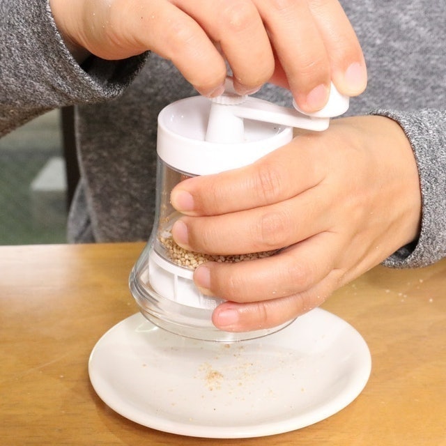 研磨式芝麻研磨器 5
