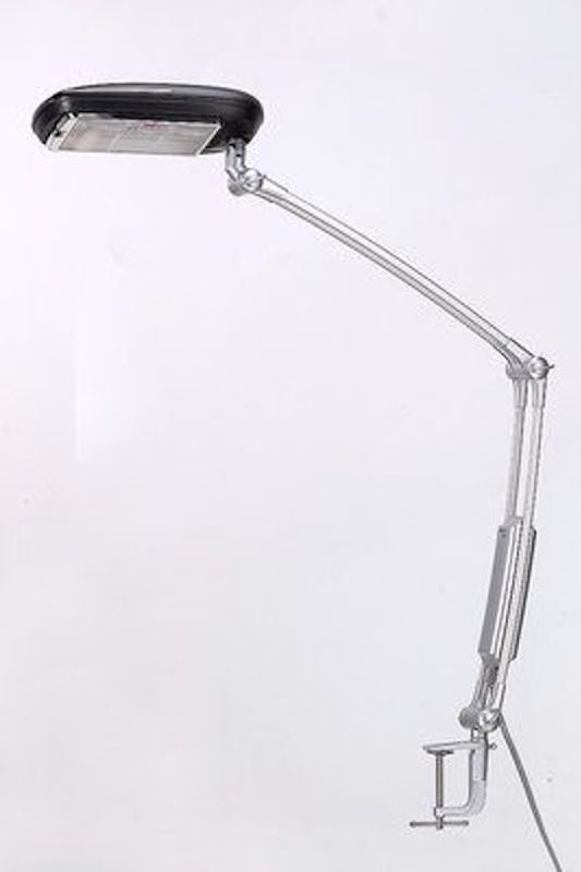 2. 3M 58°博視燈雙臂夾燈 BL5200 1