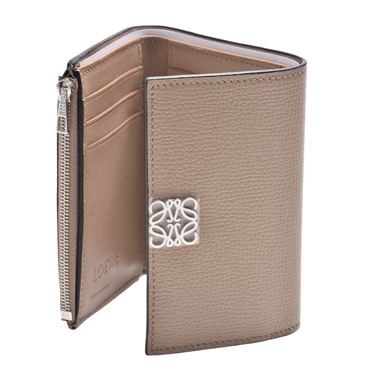 Anagram small vertical wallet in pebble grain calfskin 2