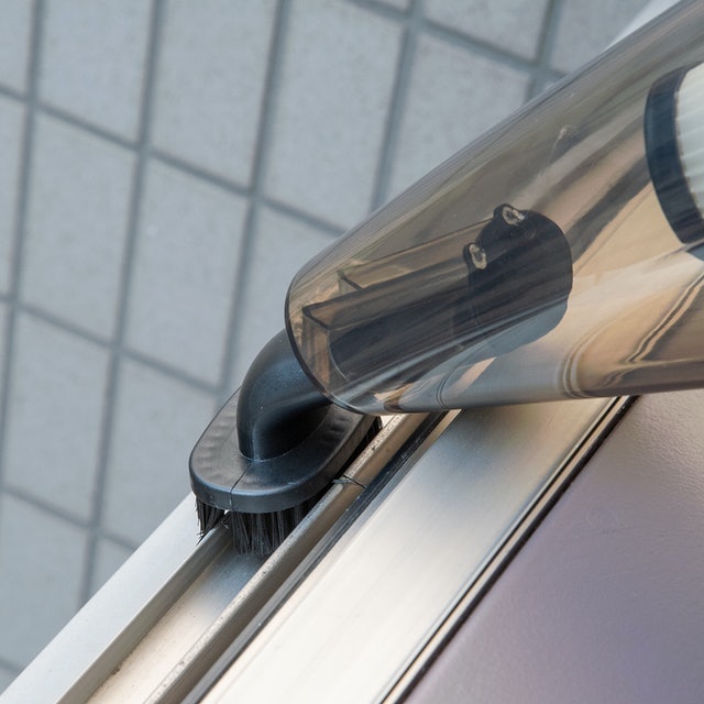 188充電式手持吸塵器 9