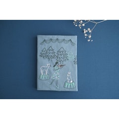 刺繡書衣材料包-森林裡的嘉年華
