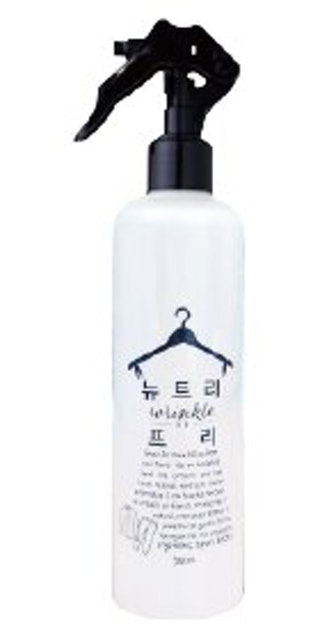  免熨燙衣物除皺噴霧 1