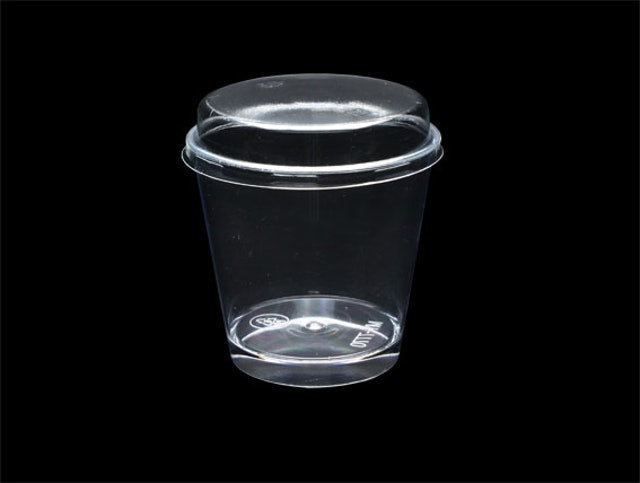 塑膠杯 1