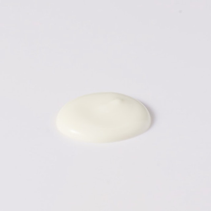 超輕感全效防曬霜SPF50+ PA++++ 3