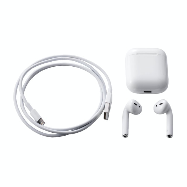 AirPods 搭配無線充電盒 6