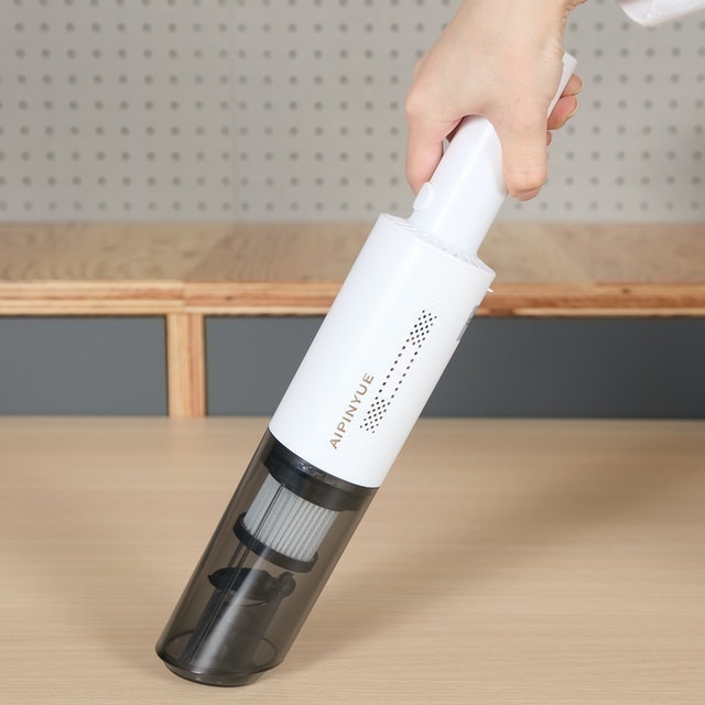 充電式手持吸塵器 6