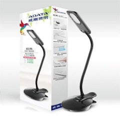 4. ADATA威剛 黑劍客多功能夾燈