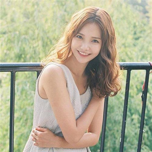 中長假髮整頂假髮 微捲中分瀏海修臉女假髮 1