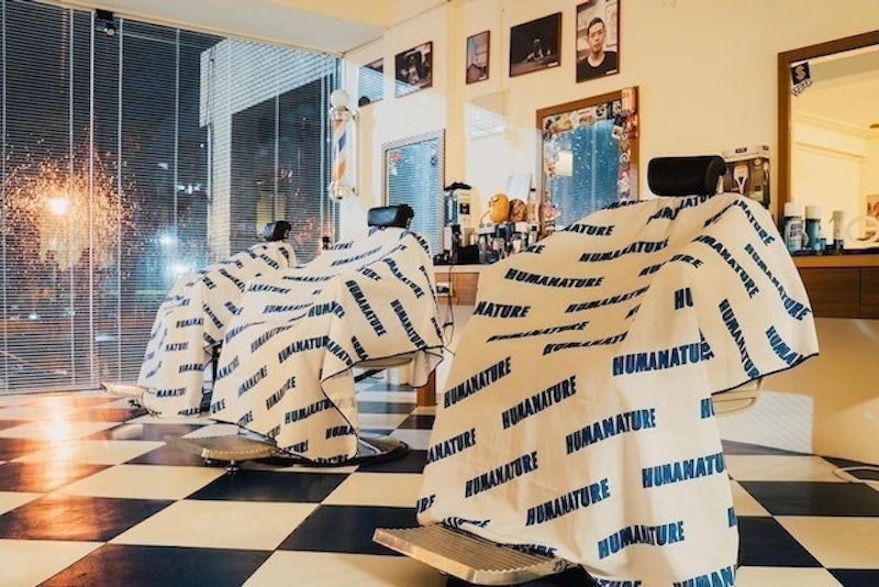 83-9 BARBER SHOP 1