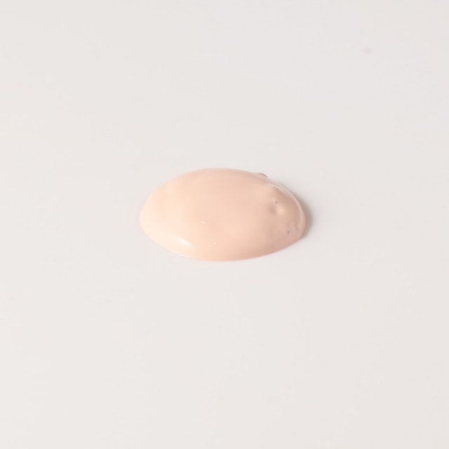 Super Sunshield防曬飾底乳 3
