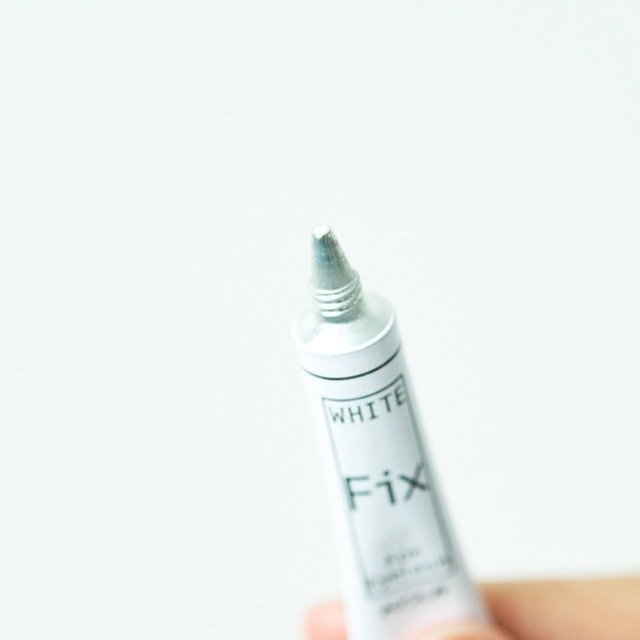 Fix假睫毛專用接著劑 3
