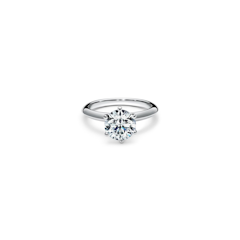 Tiffany Setting 鉑金訂婚戒指