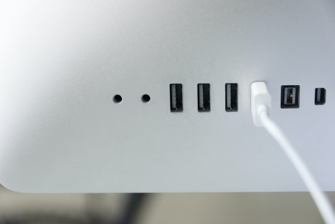 留意電腦及繪圖板的連接方式