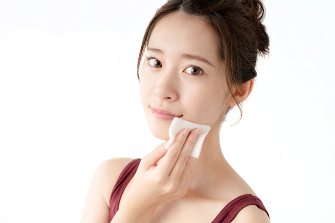 選洗面乳可卸的輕透質地較無負擔