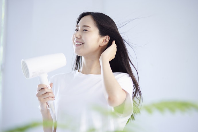 優先選自動國際電壓(100V〜240V),隨插即用最省心
