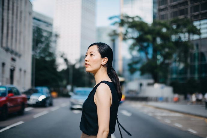 待在室內防曬係數有SPF20~35即可,戶外活動則需要50以上