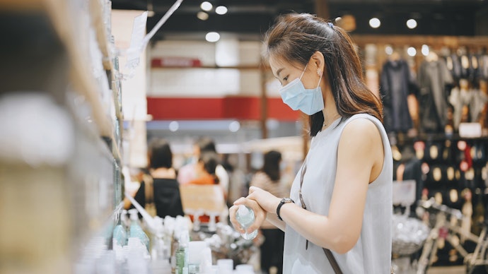 從標示敏感肌適用的高保濕商品著手