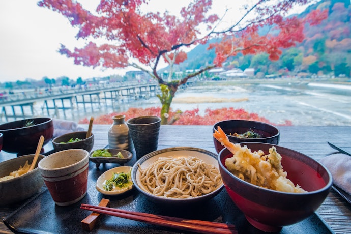 品味不同地區自產的蕎麥麵條