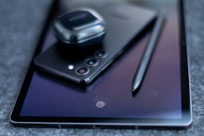 支援30W以上快充機型,補電更有效率