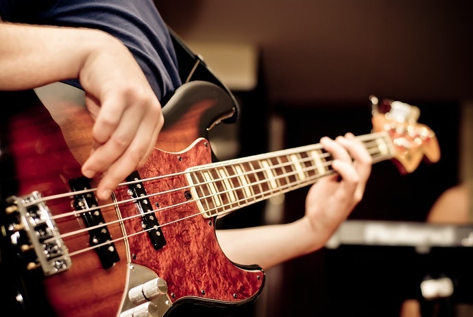J Bass最適合初學者
