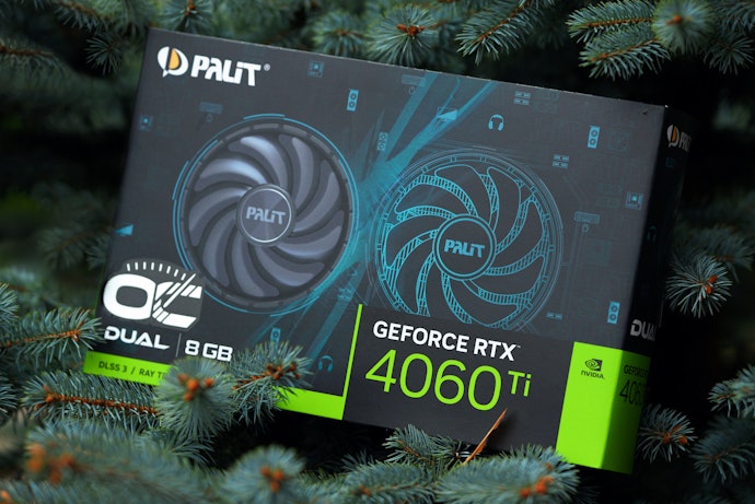 建議從RTX 40、RX 9000系列開始挑起