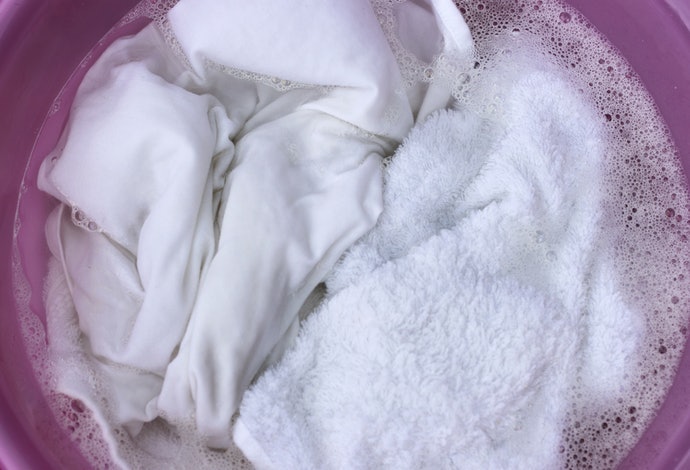 使用漂白水或煮沸殺菌