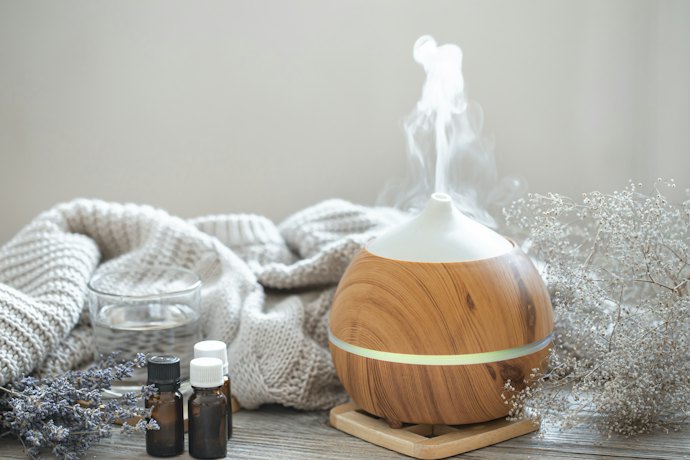 有支援香氛功能才能添加精油,避免機器損壞